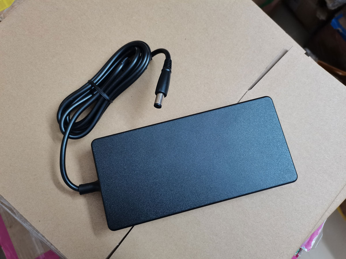 NEW Genuine Slim FSP 19.5V 11. - огляд і ціна Pc Gaming Msi