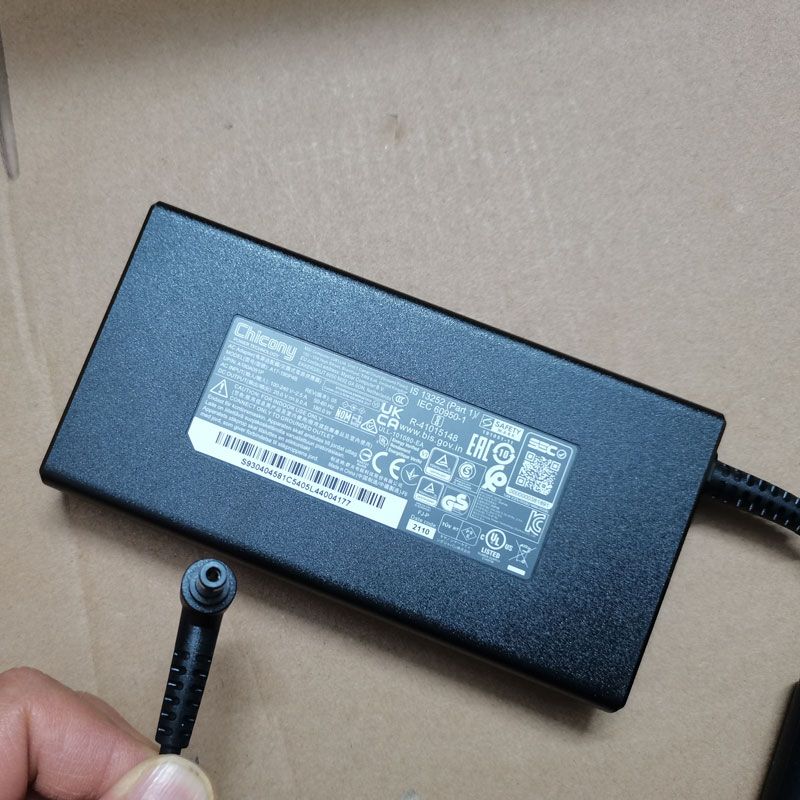 NEW OEM Slim Chicony 20.0V 9.0 - огляд і ціна Pc Gaming Msi