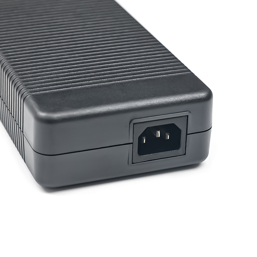 330W Charger AC Adapter 19.5V  - огляд і ціна Pc Gaming Msi